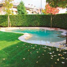 Pool im Garten von Ceramica Modena